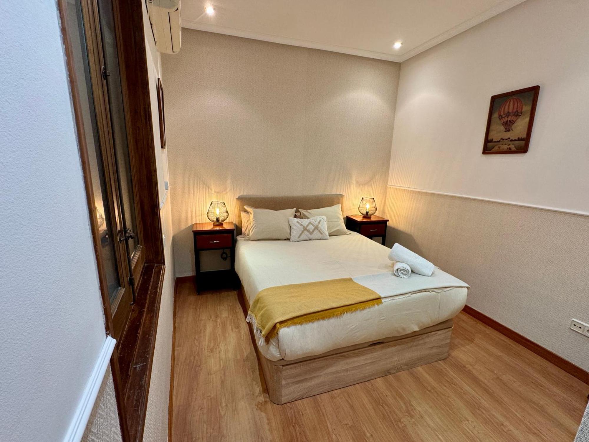 Apartamento A Dos Pasos De La Plaza Mayor Madrid Exteriör bild